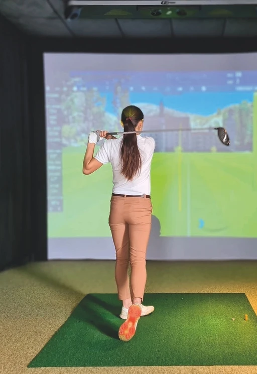 Golf Simulator amenity image at Sportz