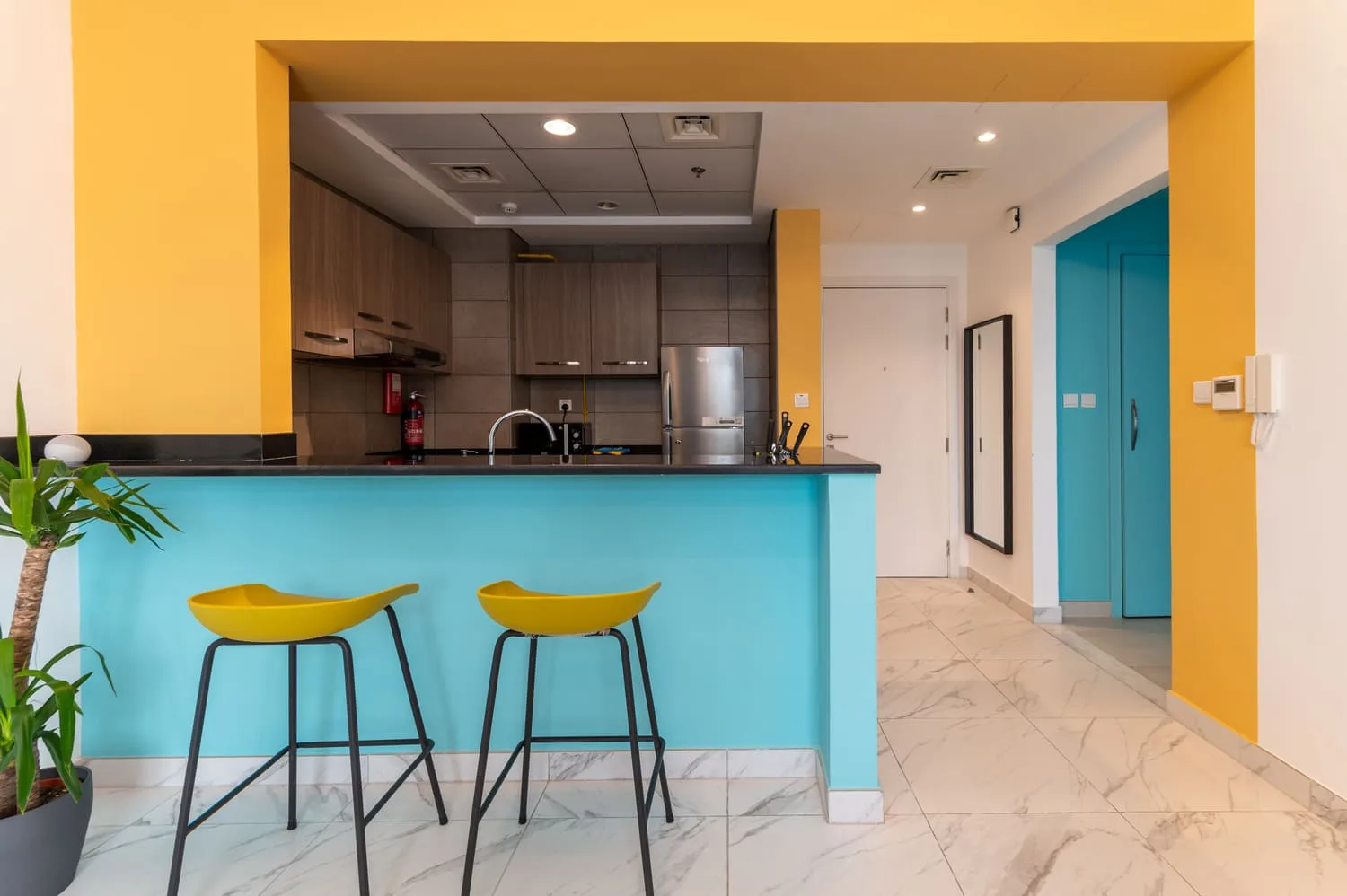 Orange Izzzi.LifeMINT Interior