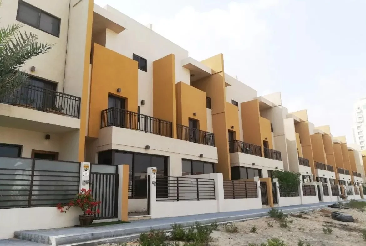 Lilac Park four-bedroom townhouses in Jumeirah Village Circle, Dubai