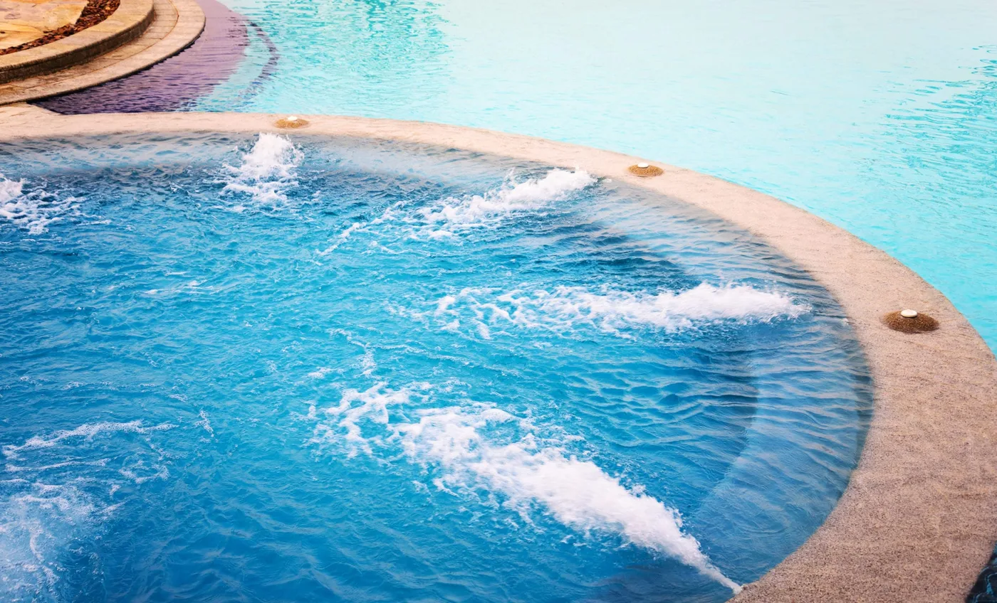 Jacuzzi amenity image at 25h Heimat