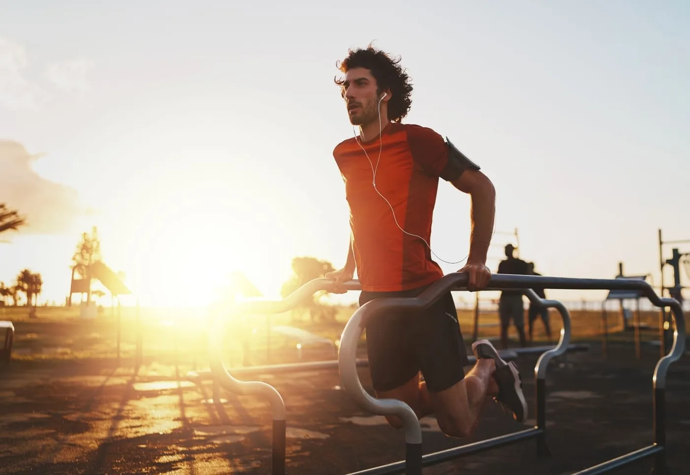 Outdoor And Indoor Gyms amenity image at 320 Riverside Crescent