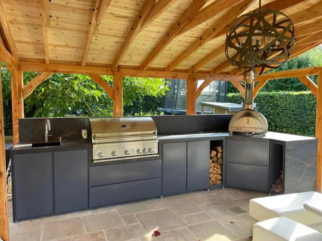 Bbq Area amenity image at Beach Walk 3