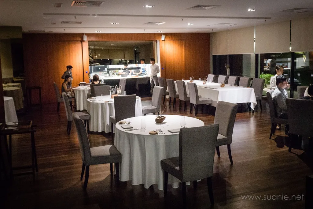 Dining Outlets amenity image at Binghatti Luna