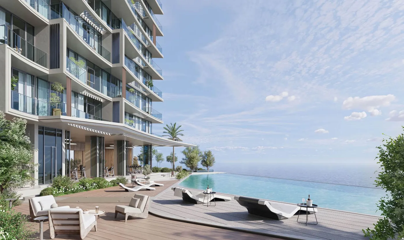 Infinity Edge Pool amenity image at Cala del Mar