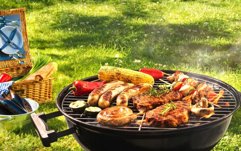 Barbecue Areas amenity image at Creek Edge