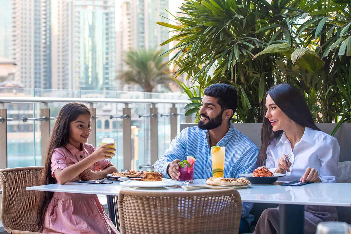 Dining Outlets amenity image at Creek Vista Heights
