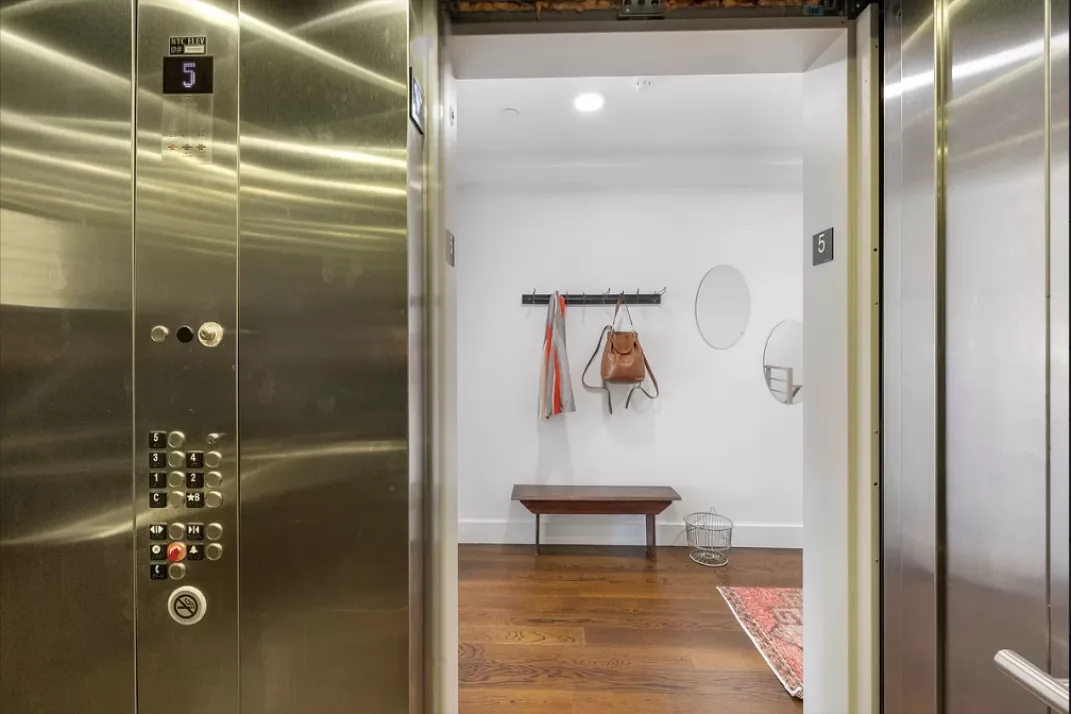 Service Elevator With Dedicated Service Entrance amenity image at DaVinci