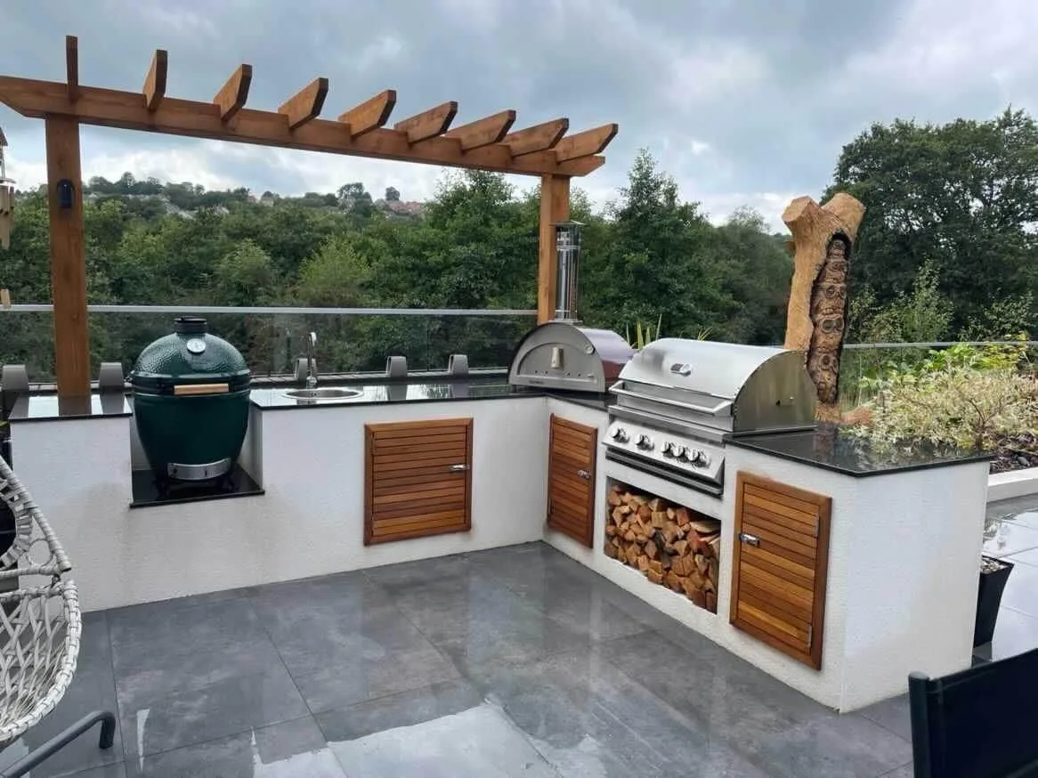 Bbq Area amenity image at Flora Isle Beachfront Residences