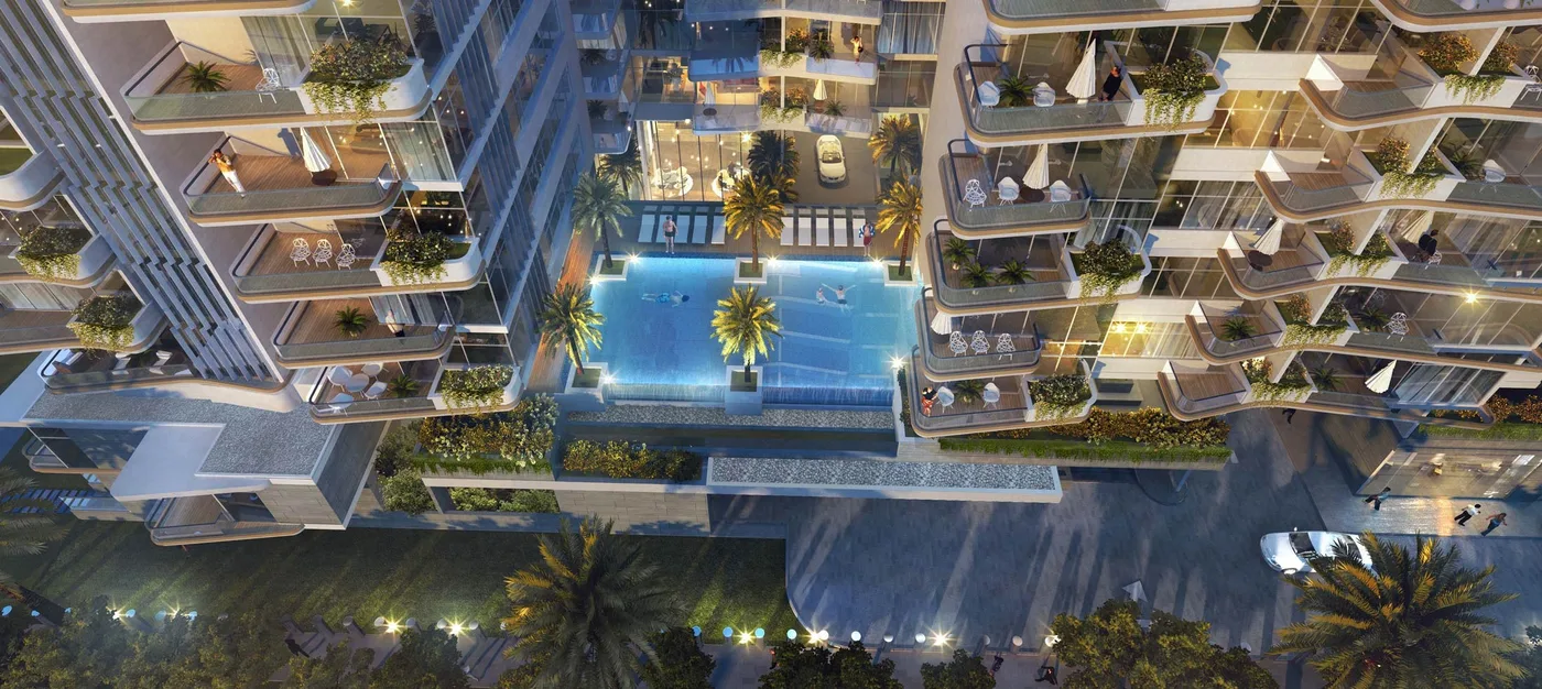 Infinity Swimming Pool amenity image at Gemini Splendor