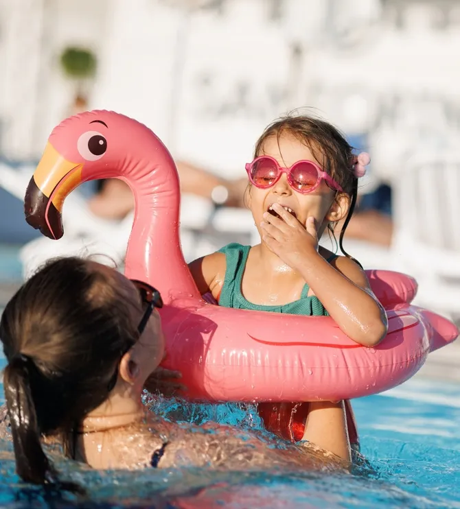 Kids’ Pool amenity image at Green Field