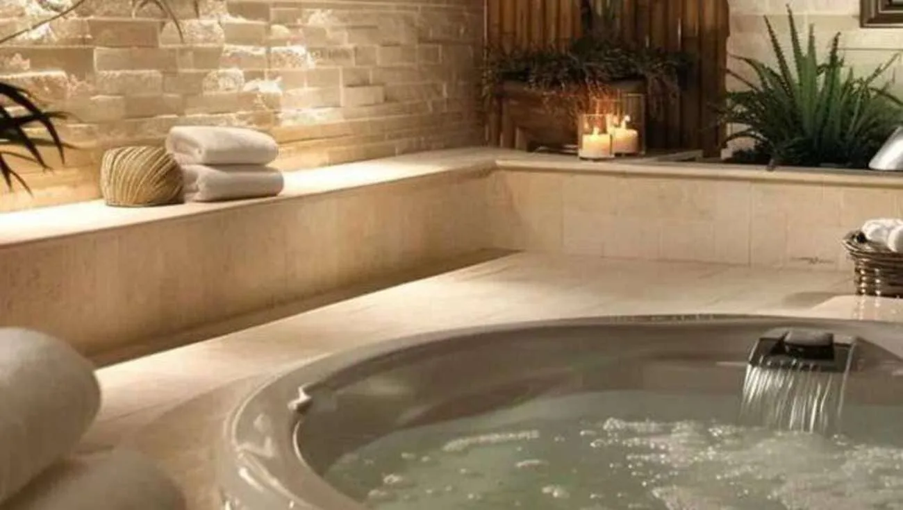 Jacuzzi amenity image at High Best Tower