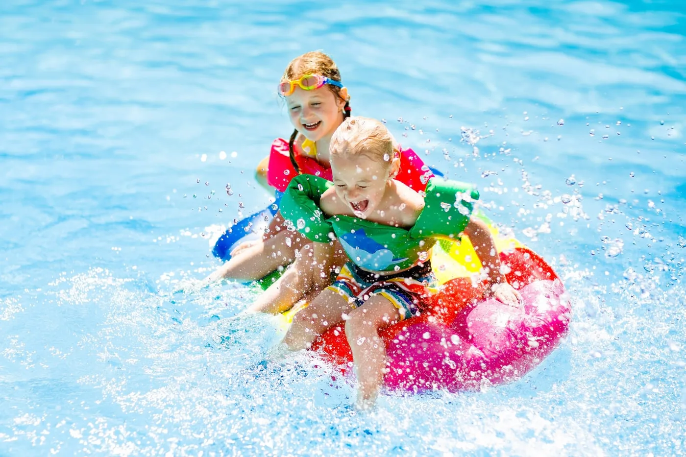 Kids Pool amenity image at One Park Central