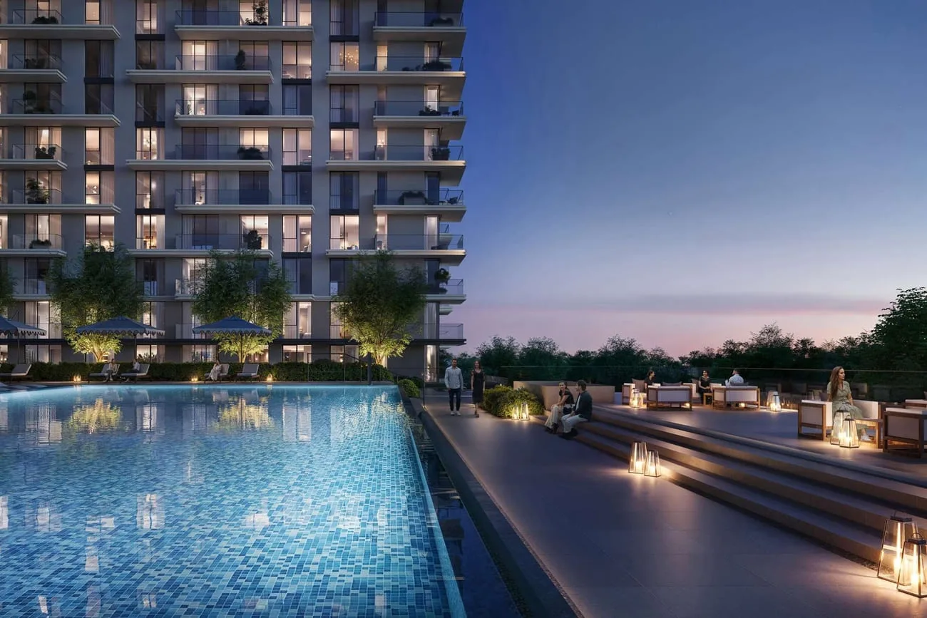 Swimming Pool amenity image at Parkwood Emaar