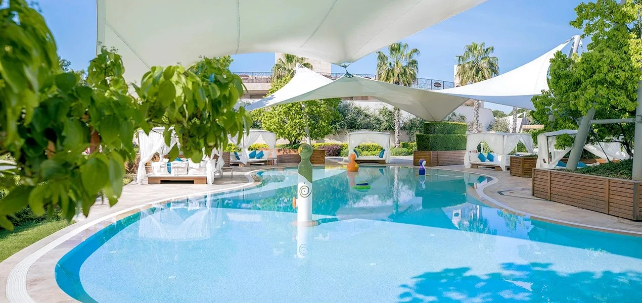 Shaded Kids’ Pool Area & Play Area amenity image at Seapoint