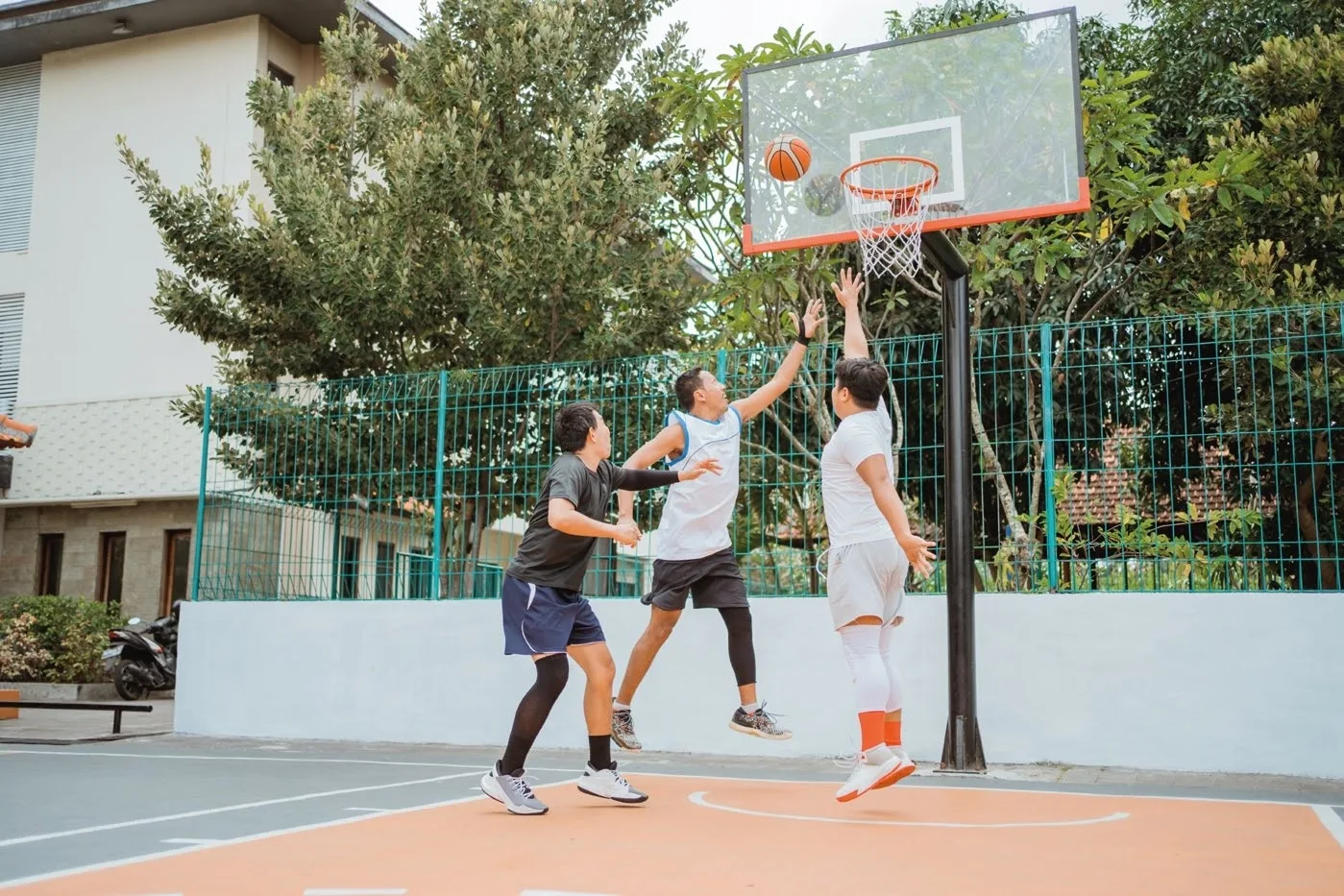Basketball Court amenity image at The Grove