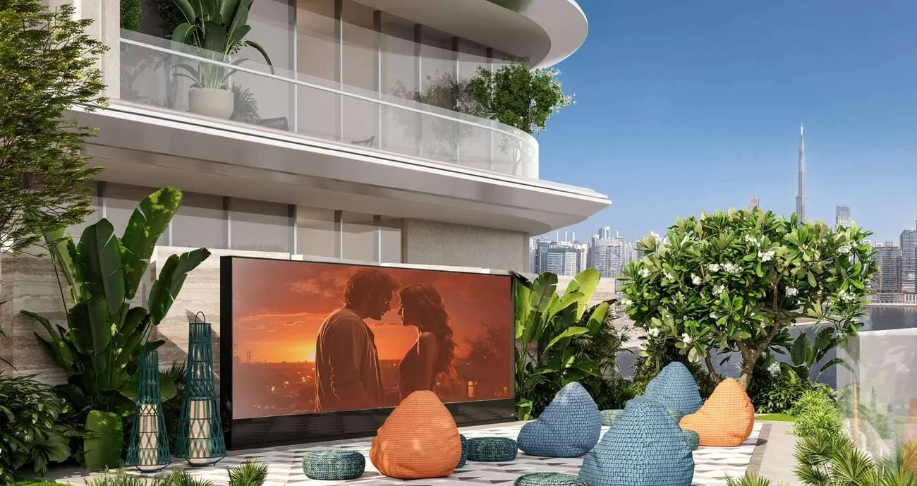 Outdoor Cinema amenity image at V-Suites