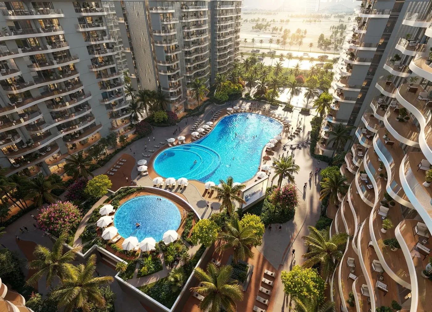 Swimming Pool amenity image at Valencia