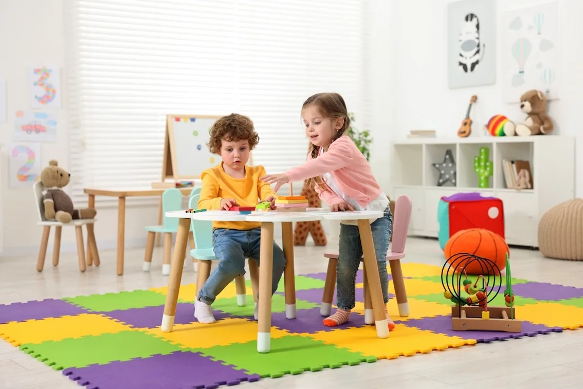 Indoor Kids Play Area amenity image at Azizi Amir